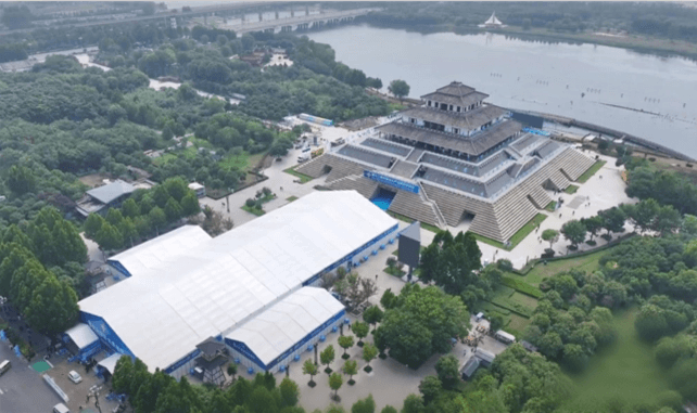 鶴壁中原文博會(huì)引入創(chuàng)新篷房解決方案，打造高質(zhì)量臨時(shí)展館